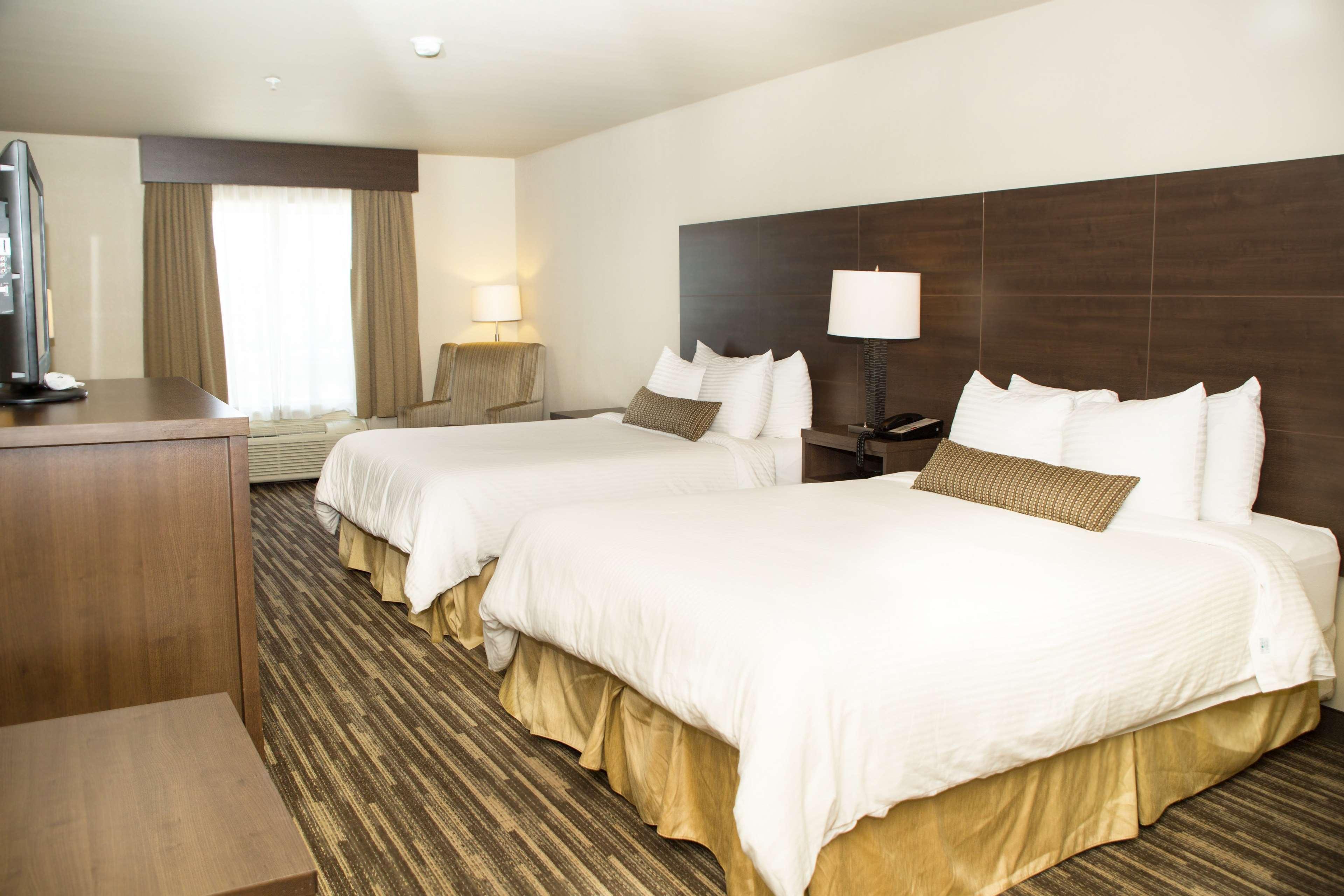 Best Western Plus Dartmouth Hotel & Suites Extérieur photo
