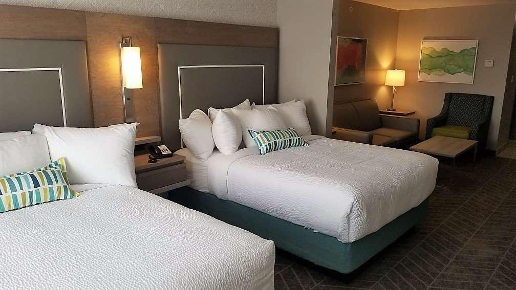 Best Western Plus Dartmouth Hotel & Suites Extérieur photo