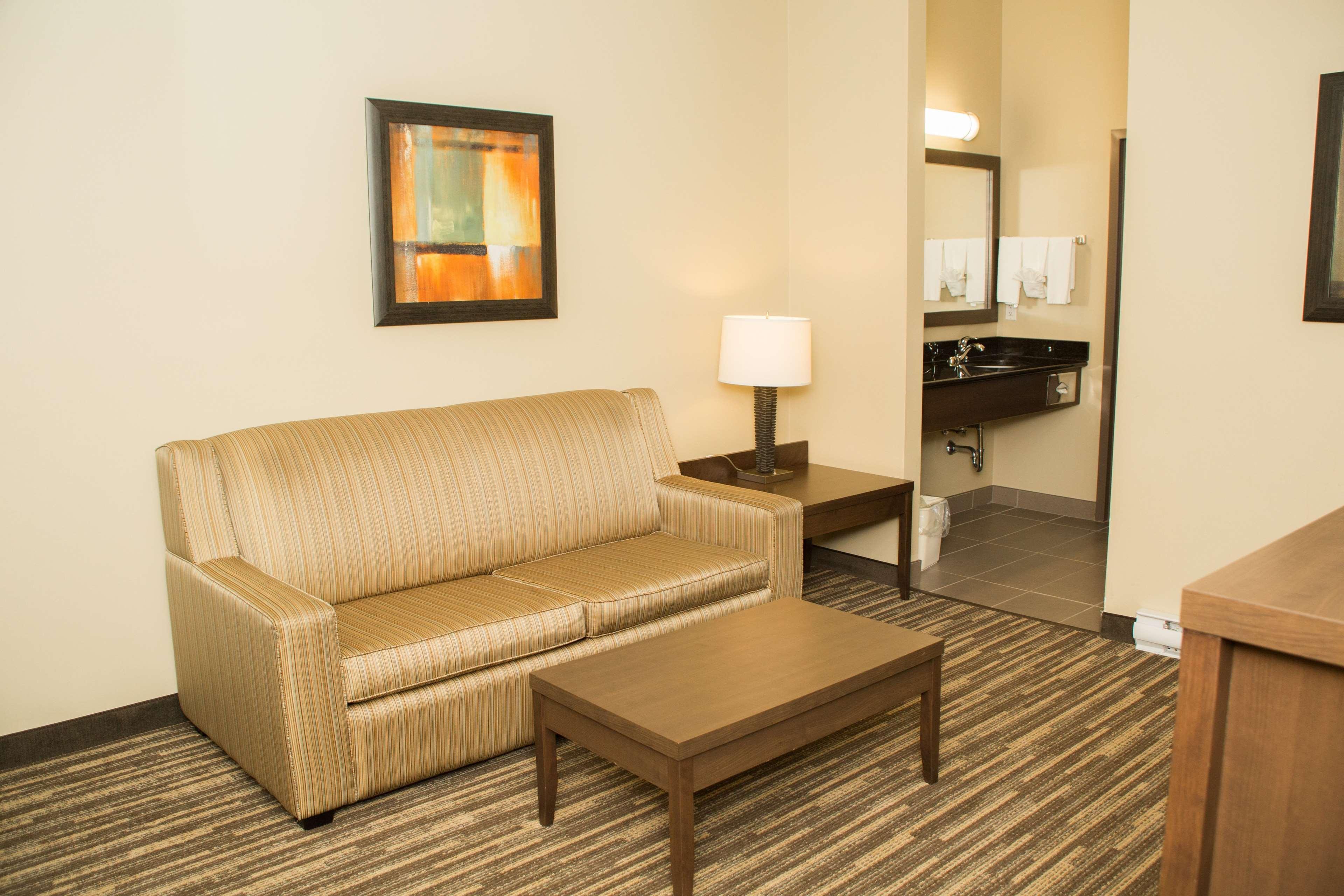 Best Western Plus Dartmouth Hotel & Suites Extérieur photo