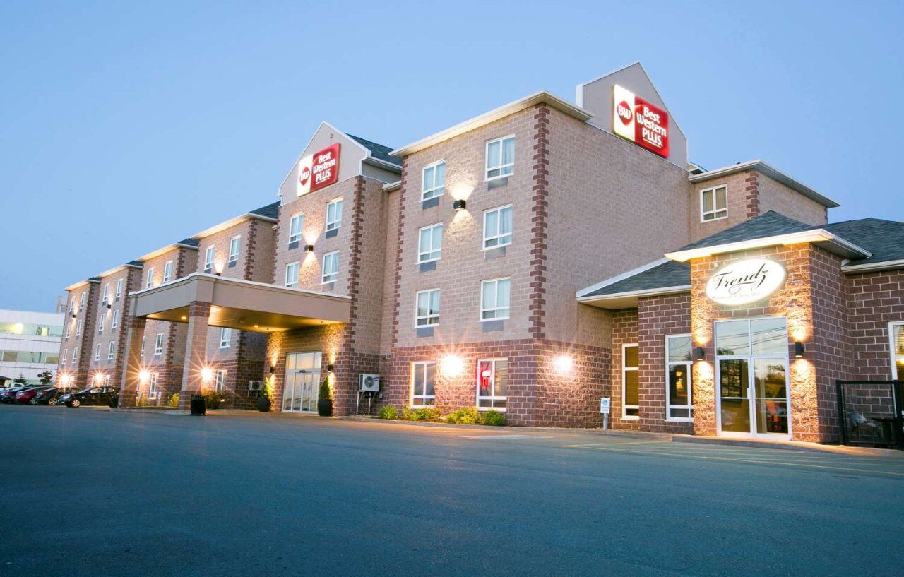 Best Western Plus Dartmouth Hotel & Suites Extérieur photo